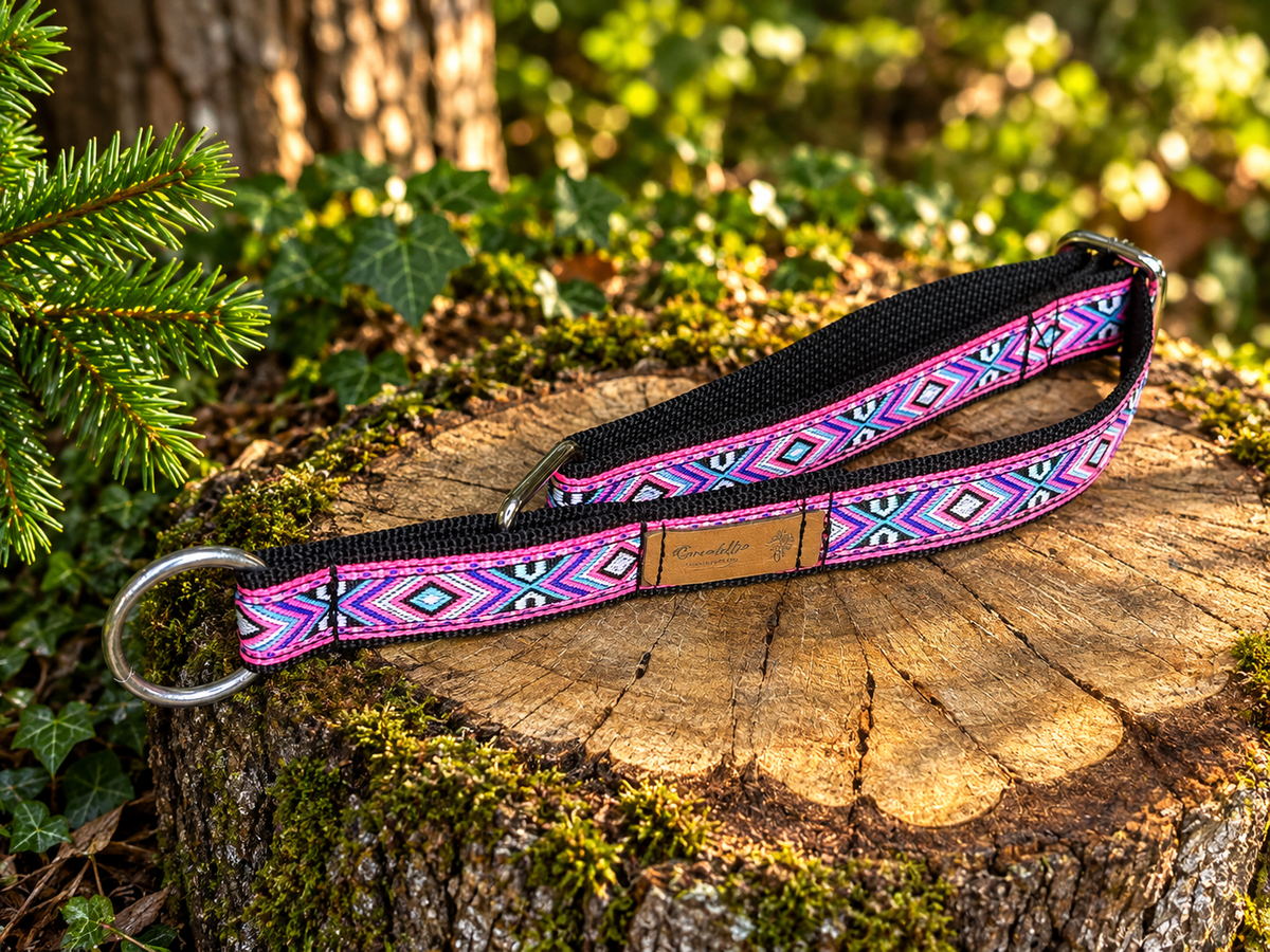 Mira Halsband half-choke